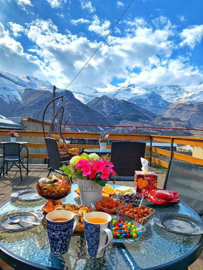 Hotel Elia Kazbegi Εξωτερικό φωτογραφία