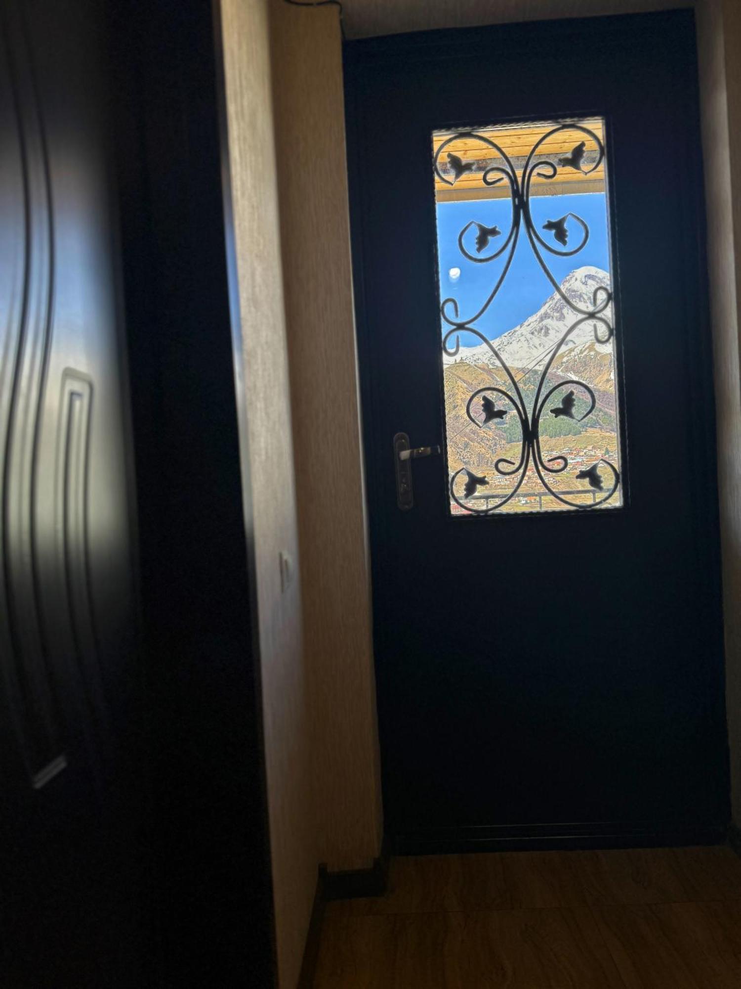 Hotel Elia Kazbegi Εξωτερικό φωτογραφία