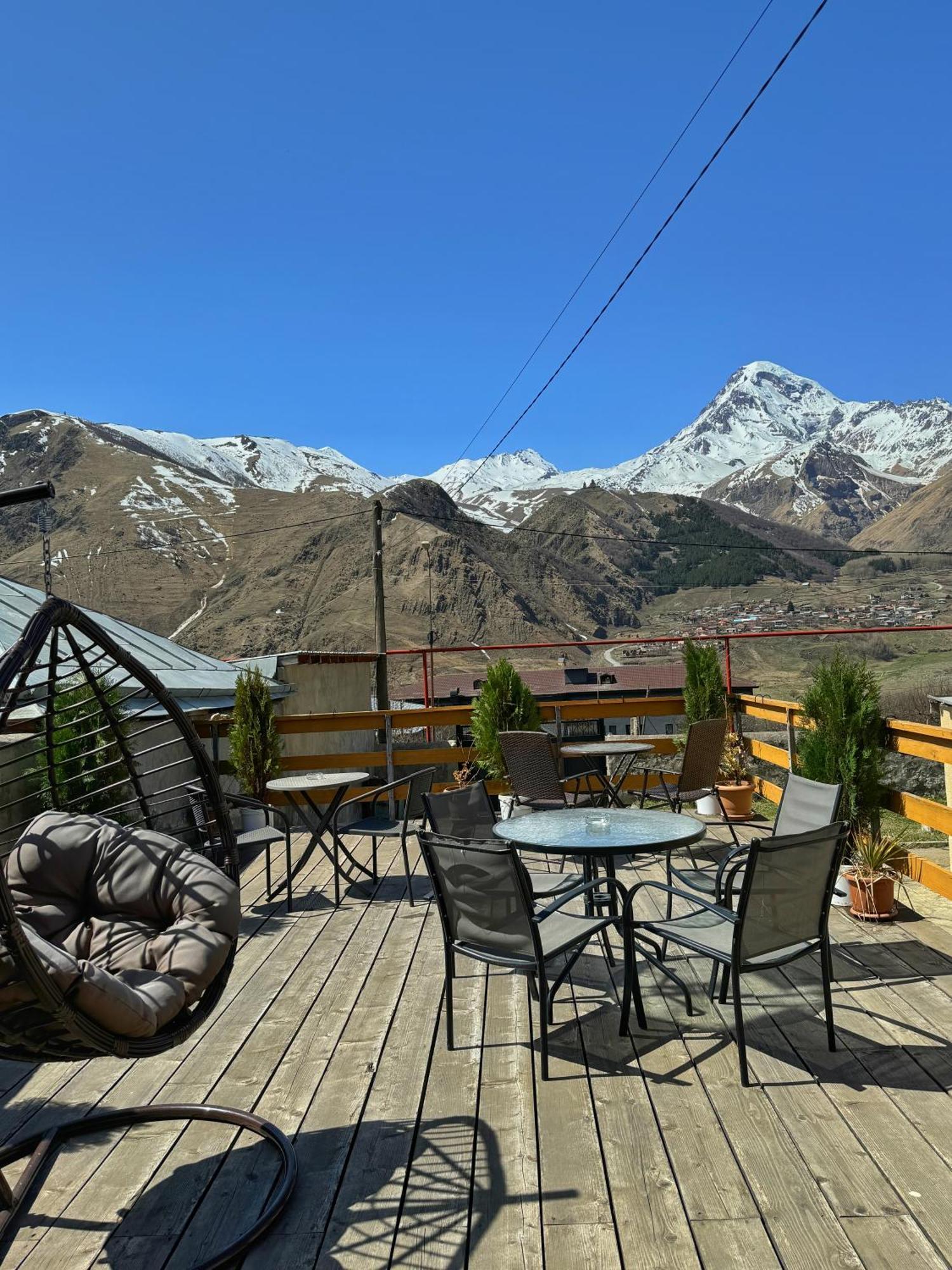 Hotel Elia Kazbegi Εξωτερικό φωτογραφία